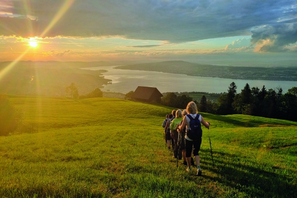 Sonnenuntergang auf dem Etzel, 19. SCHWEIZER WANDERNACH